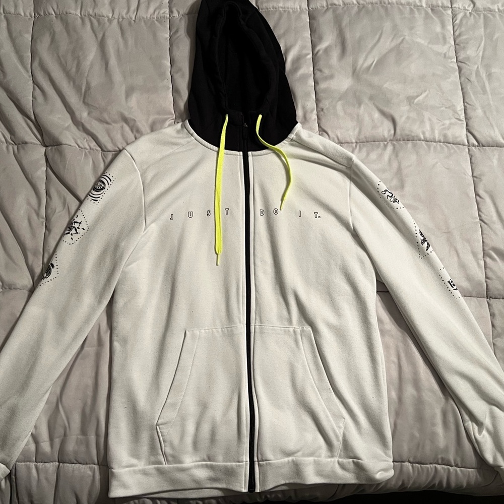 Nike Men’s lightweight fleece zip hoodie - Men size M